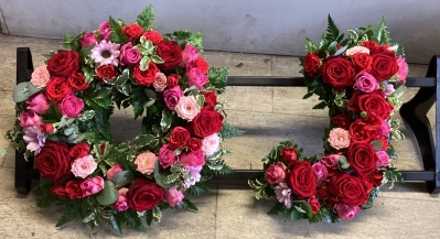 Loose Wreath and letter