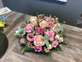 Pink mix posy